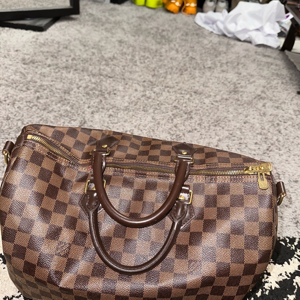 Authentic Louis Vuitton Speedy 35 - Picture 3 of 7